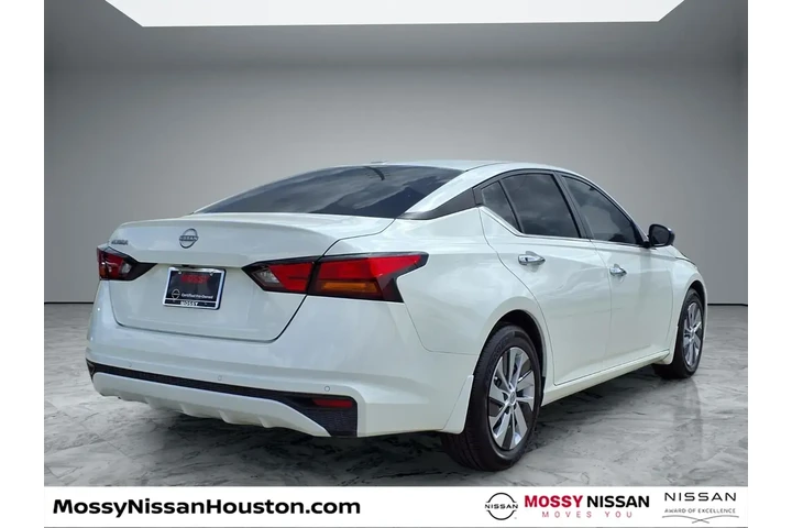 $21395 : Nissan Altima 2025 2.5 S 4dr image 7