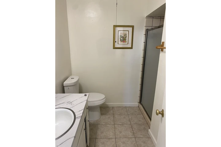 $950 : Rento recámara / baño privado image 6