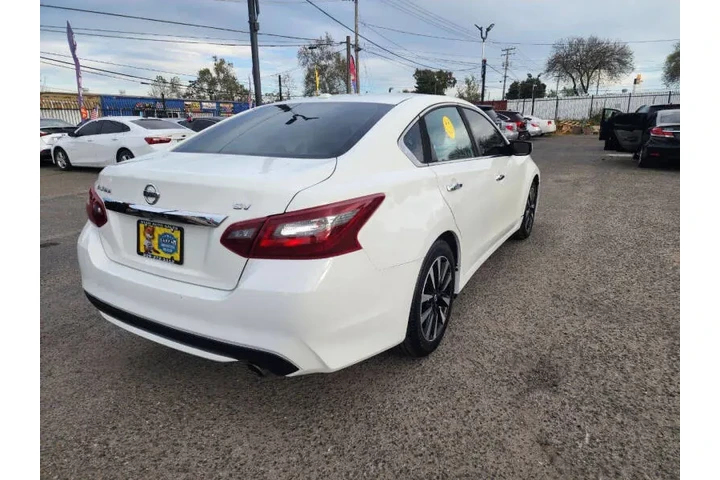 $12599 : 2018 Altima 2.5 SV image 6