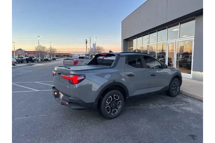 $29995 : Hyundai SANTA CRUZ 2024 AWD image 6