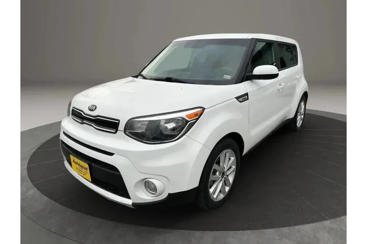 $9300 : 2018 Soul + image 4