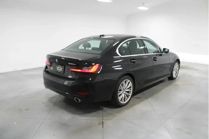 $26888 : BMW 3 Series 2024 330e 4dr S image 9