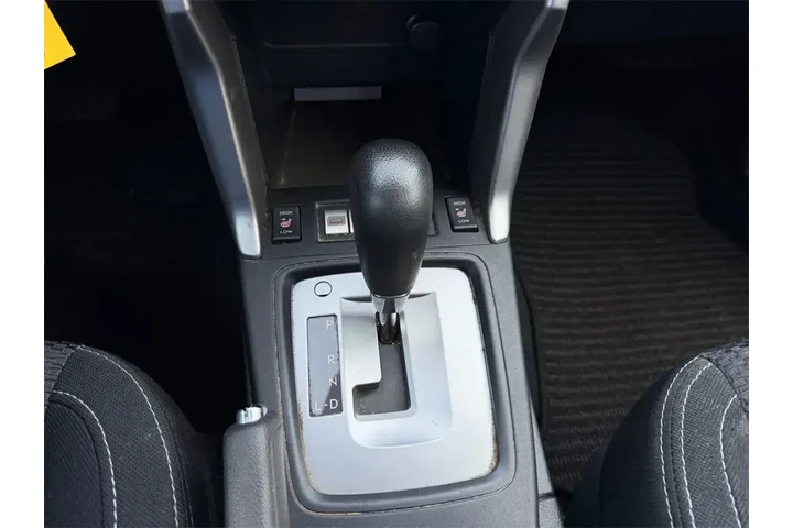 $17500 : Subaru Forester 2017 AWD 2.5 image 9