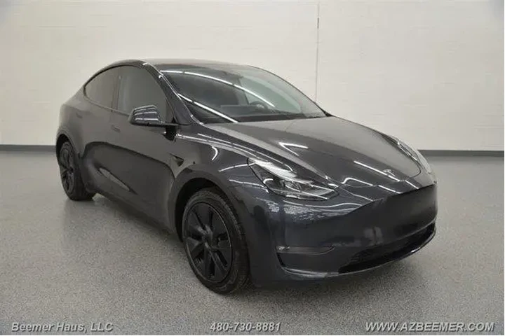 $28998 : Tesla Model Y 2024 AWD Long image 6