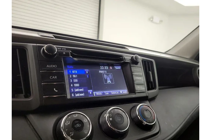 $16998 : Toyota RAV4 2018 LE 4dr SUV image 8