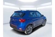 $17000 : Hyundai VENUE 2023 SEL 4dr C thumbnail