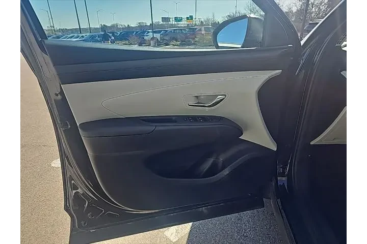 $25276 : Hyundai TUCSON 2025 AWD SEL image 10