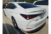 $30800 : Lexus ES 350 2019 F SPORT 4d thumbnail