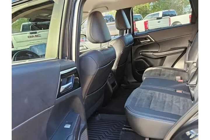 $24544 : Mitsubishi Outlander 2024 AW image 7