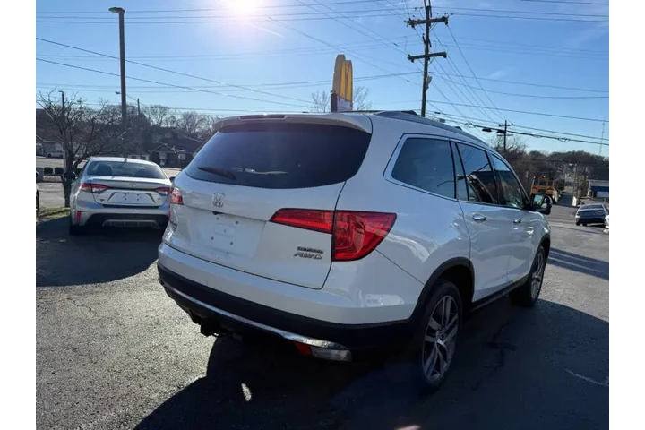 $19495 : 2017 Pilot Touring image 6
