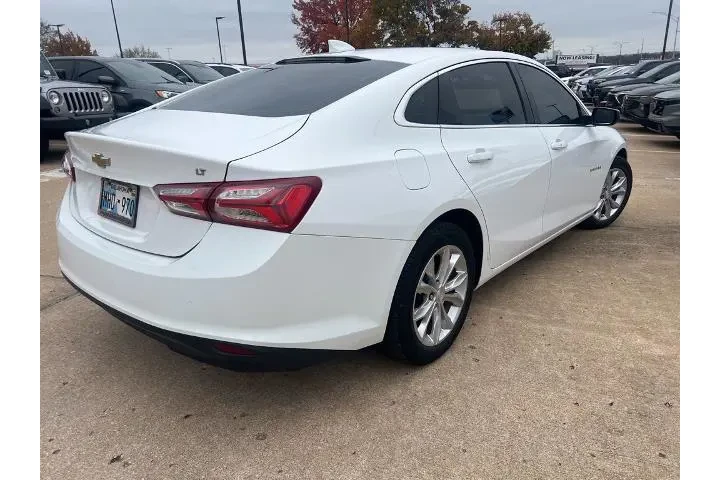 $11995 : Chevrolet Malibu 2020 LT 4dr image 7