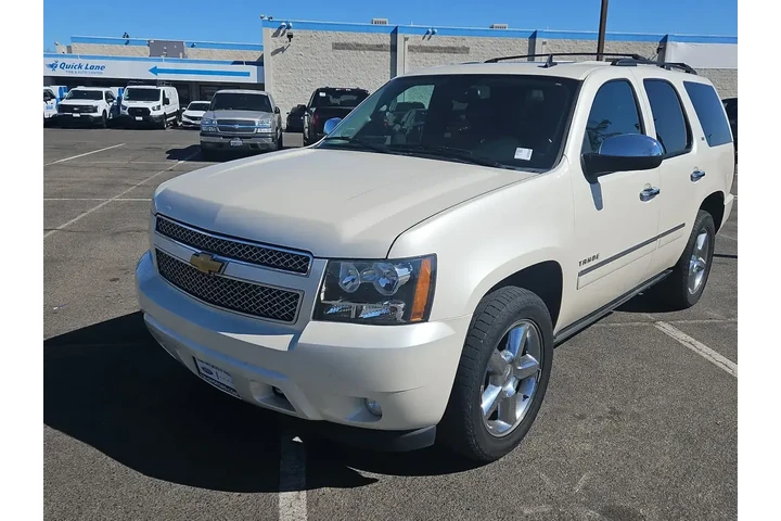 $16000 : Chevrolet Tahoe 2013 4x4 LTZ image 1