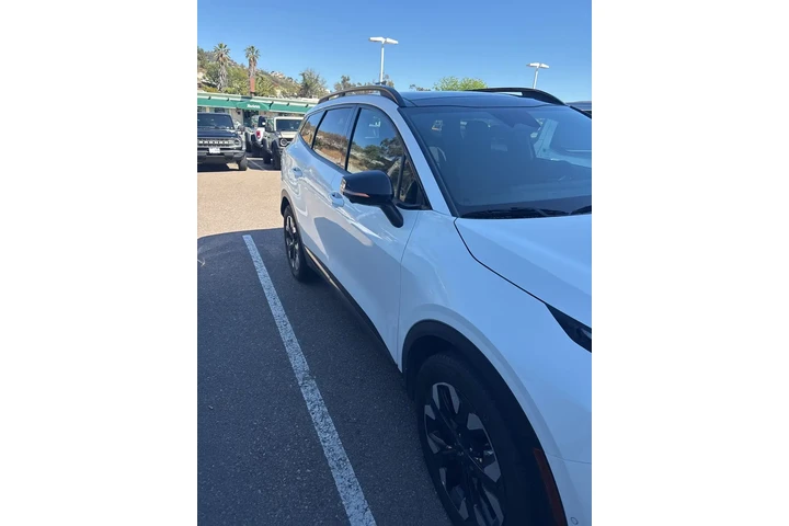 $31900 : Kia Sportage Plug-In Hybrid image 3