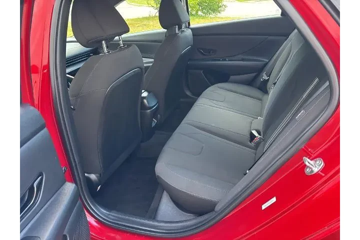 $19225 : Hyundai ELANTRA 2025 SEL Spo image 9