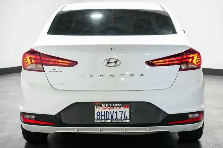 $12828 : 2019 Elantra image 4