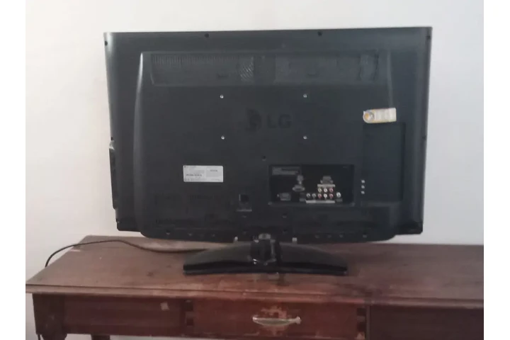 $2500 : Televisión LG 32 pulgadas image 2
