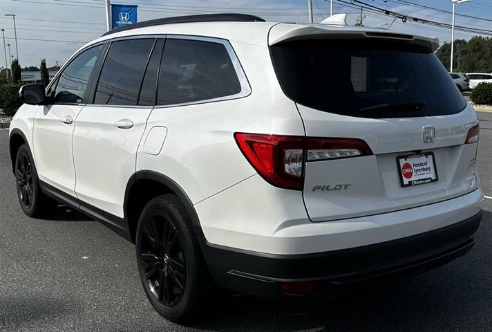 $36405 : PRE-OWNED 2022 HONDA PILOT SP image 3