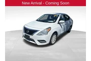 $7287 : Nissan Versa 2015 1.6 SV 4dr thumbnail