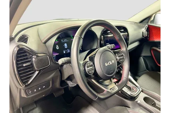 $19875 : Kia Soul 2023 GT-Line 4dr Cr image 9