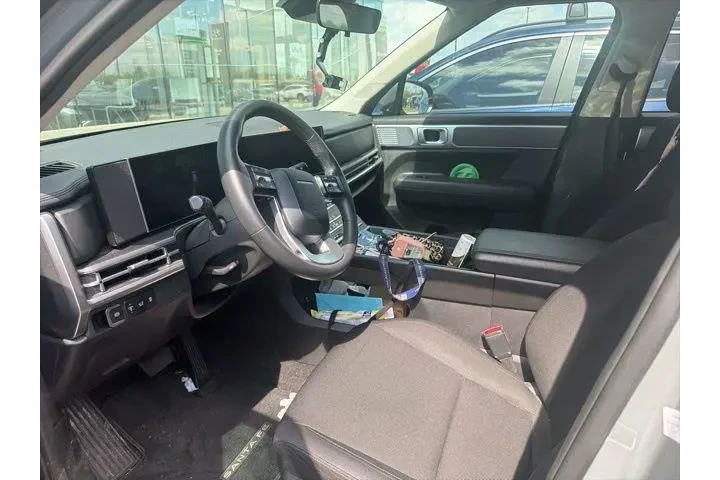 $27988 : Hyundai SANTA FE 2024 SE 4dr image 4