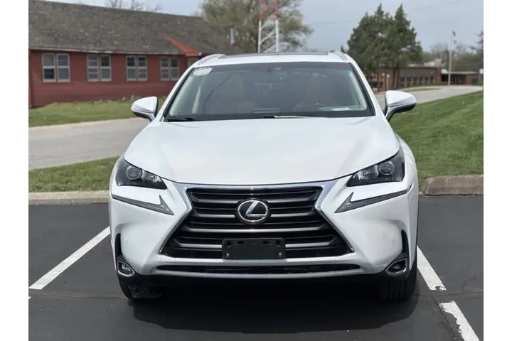 $15999 : 2016 NX 200t image 3