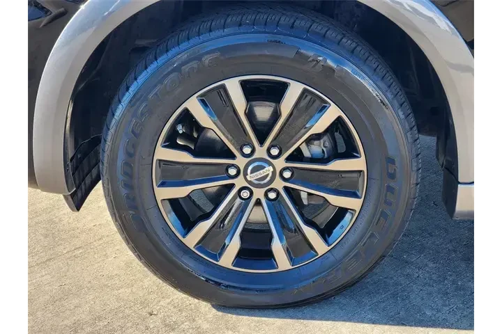 $14288 : Nissan Armada 2017 4x2 SV 4d image 9