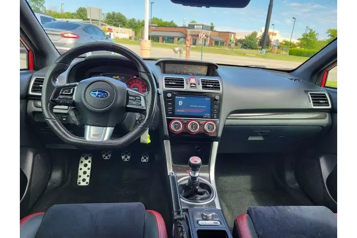 $17818 : Subaru WRX 2017 AWD STI 4dr image 10