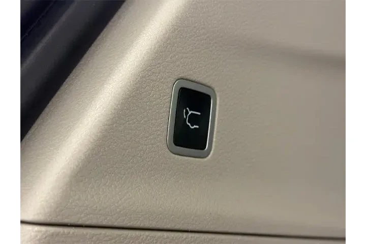 $25000 : Chrysler Pacifica Hybrid 202 image 7