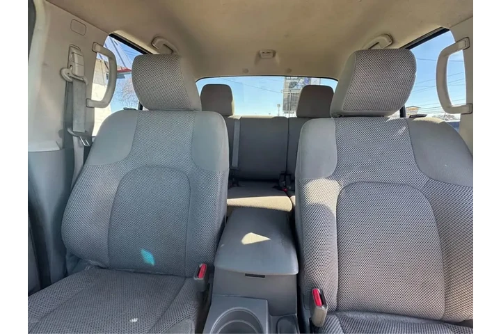 2017 NISSAN FRONTIER CREW CAB image 10