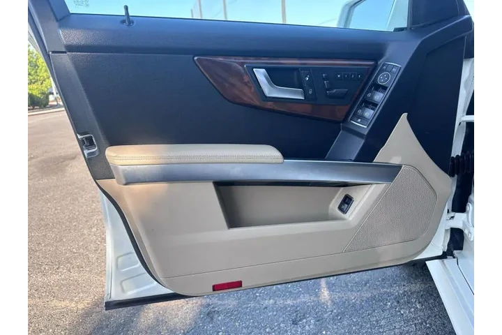 $10995 : 2012 Mercedes-Benz GLK GLK 35 image 10
