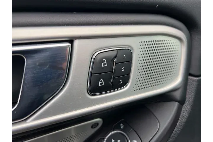 $26985 : Ford Explorer 2020 AWD Plati image 8