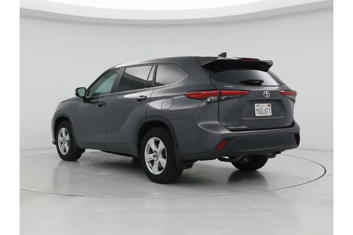 $30998 : Toyota Highlander 2023 AWD L image 2