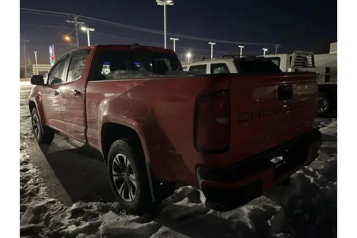 $32700 : Chevrolet Colorado 2022 4x4 image 2