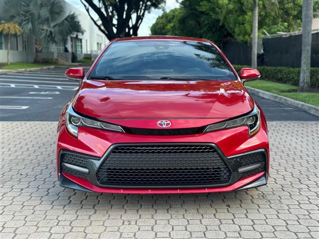 $12900 : 2020 Toyota Corolla SE RED image 7