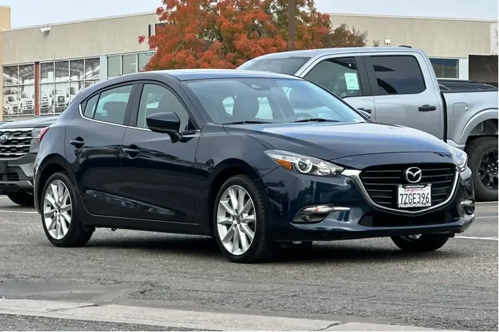 $16284 : Mazda Mazda3 2017 Grand Tour image 9