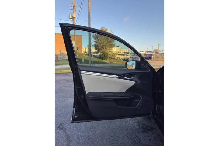 $14450 : 2016 Civic EX-T image 9