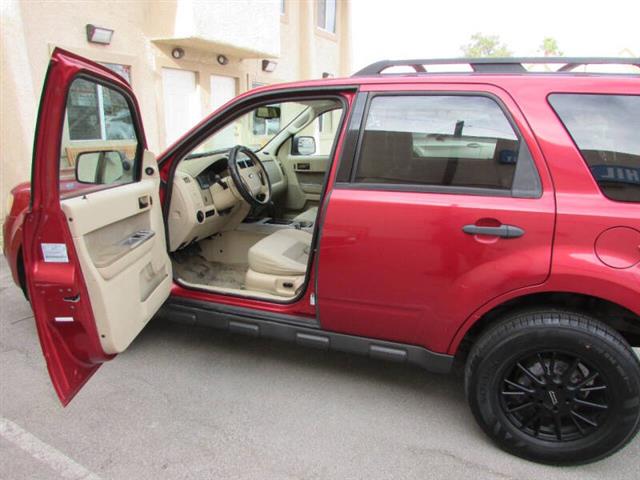 $6995 : 2009 Escape XLT image 10