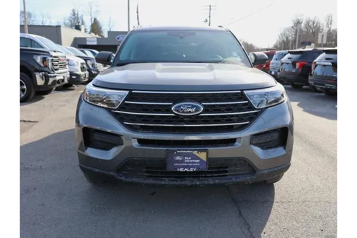 $31866 : Ford Explorer 2022 AWD XLT 4 image 2