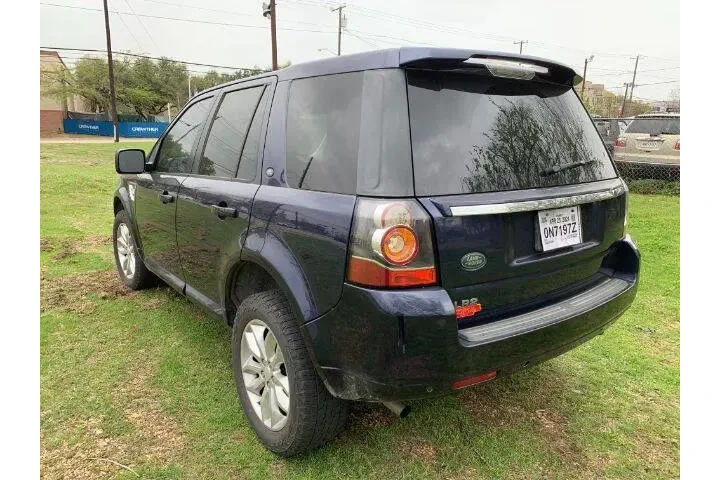 $12995 : 2015 Land Rover LR2 image 6