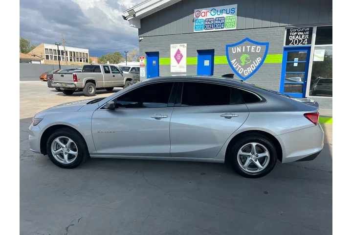 2018 Malibu LS image 8