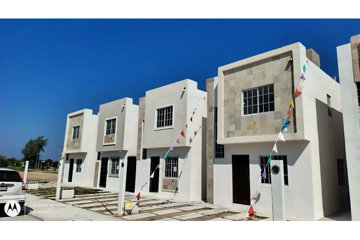 $1595000 : Casas en venta Vista Laguna image 1