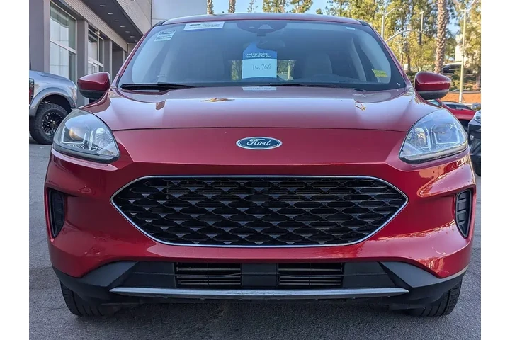 $16768 : Ford Escape 2020 AWD SE 4dr image 5