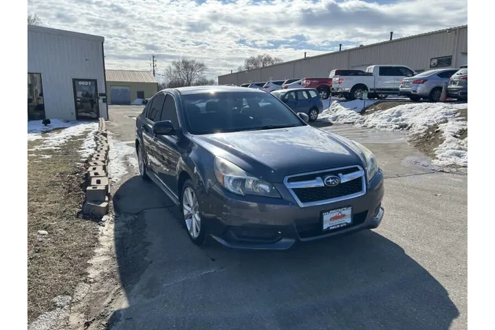 $6990 : 2013 Legacy 2.5i Premium image 9
