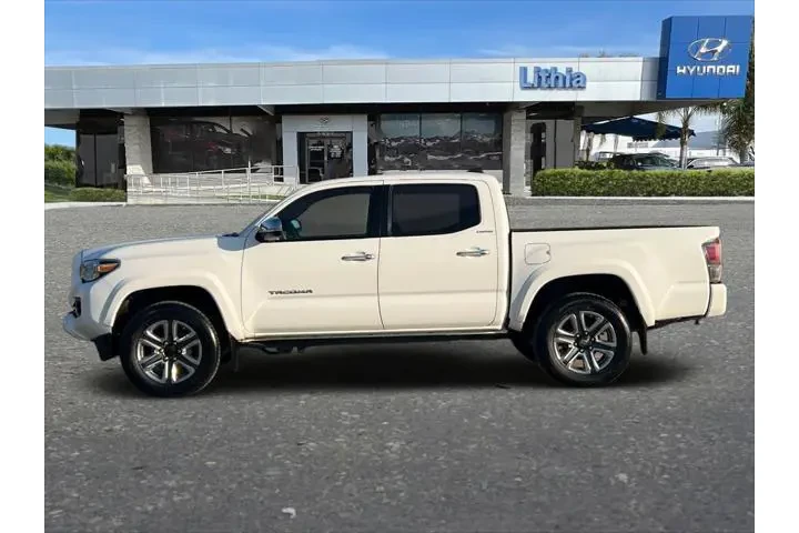 $17499 : Toyota Tacoma 2017 4x4 Limit image 6