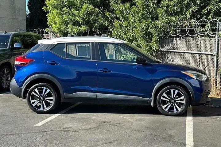 $14124 : Nissan Kicks 2018 S 4dr Cros image 7