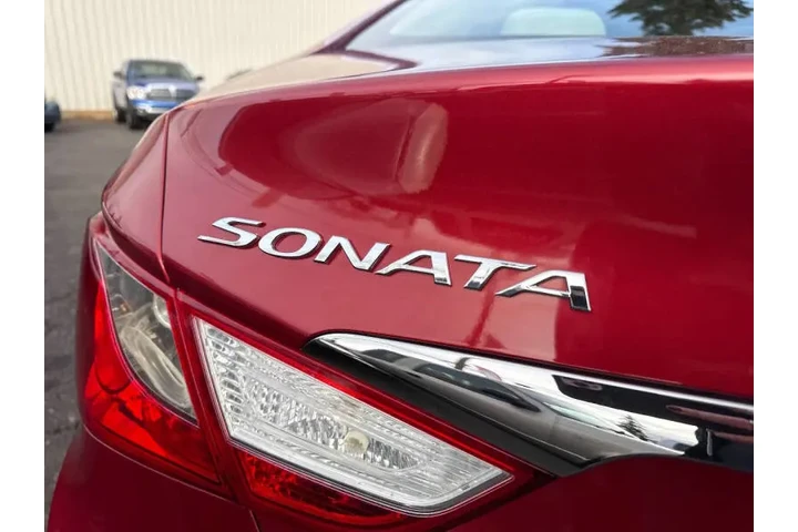 2011 Sonata GLS image 9