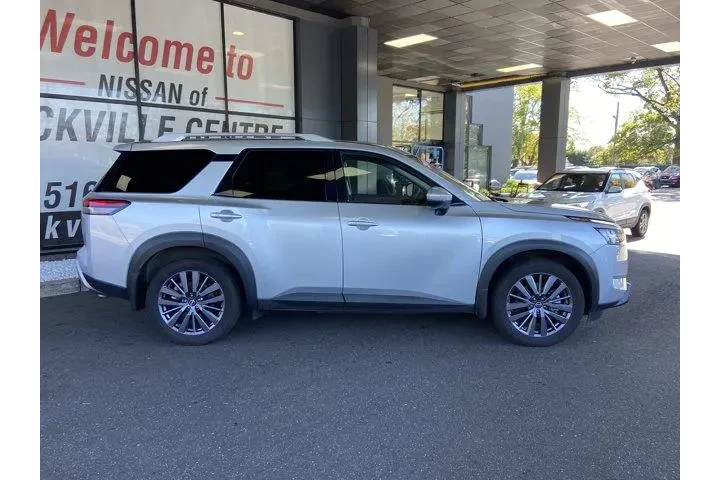 Nissan Pathfinder 2024 AWD S image 4