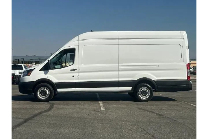 $32420 : Ford Transit 2022 250 3dr LW image 7