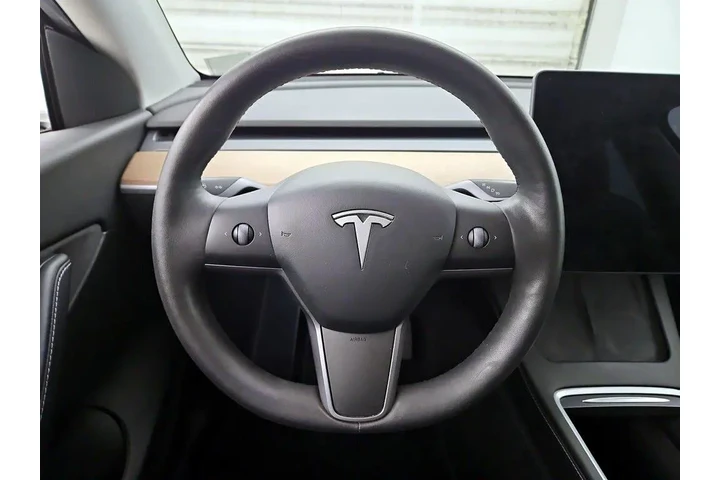 $28998 : Tesla Model Y 2021 AWD Long image 10