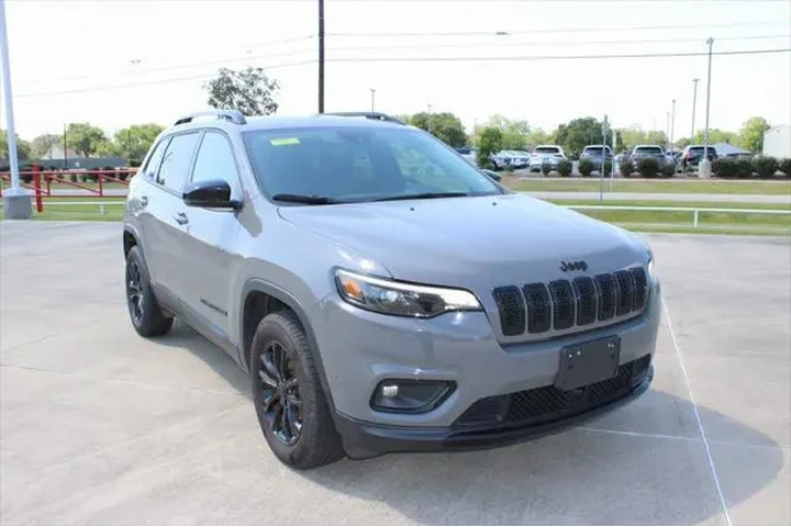$24900 : Jeep Cherokee 2023 4x4 Altit image 4